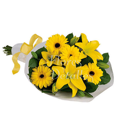 FA  Ramo con Lilium amarillos